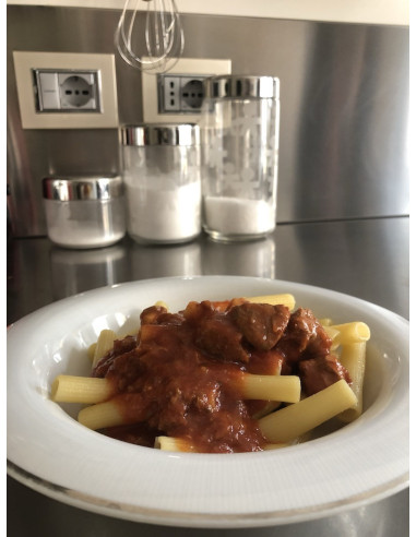 Ragù napoletano a lunga cottura
