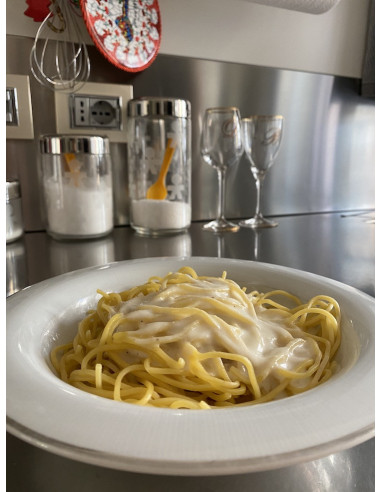 Salsa cacio e pepe