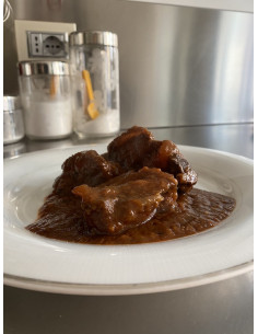 Guanciale di manzo brasato al vino rosso 250 g. (Nuova Grammatura) 2